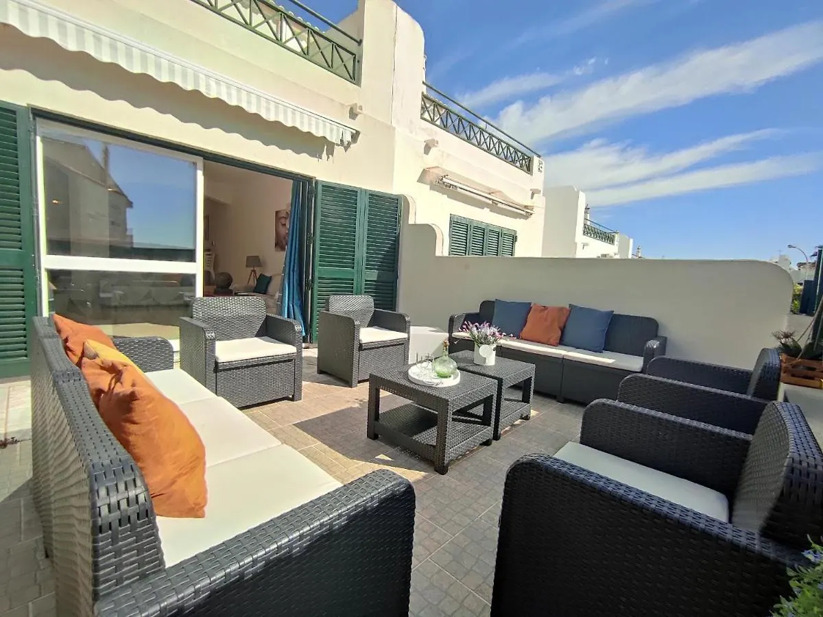 Vila Magna Near The Strip With Bbq, Ac, Balcony, Parking, 4 Tvs And Free Wifi 알부페이라 0*,  포르투갈