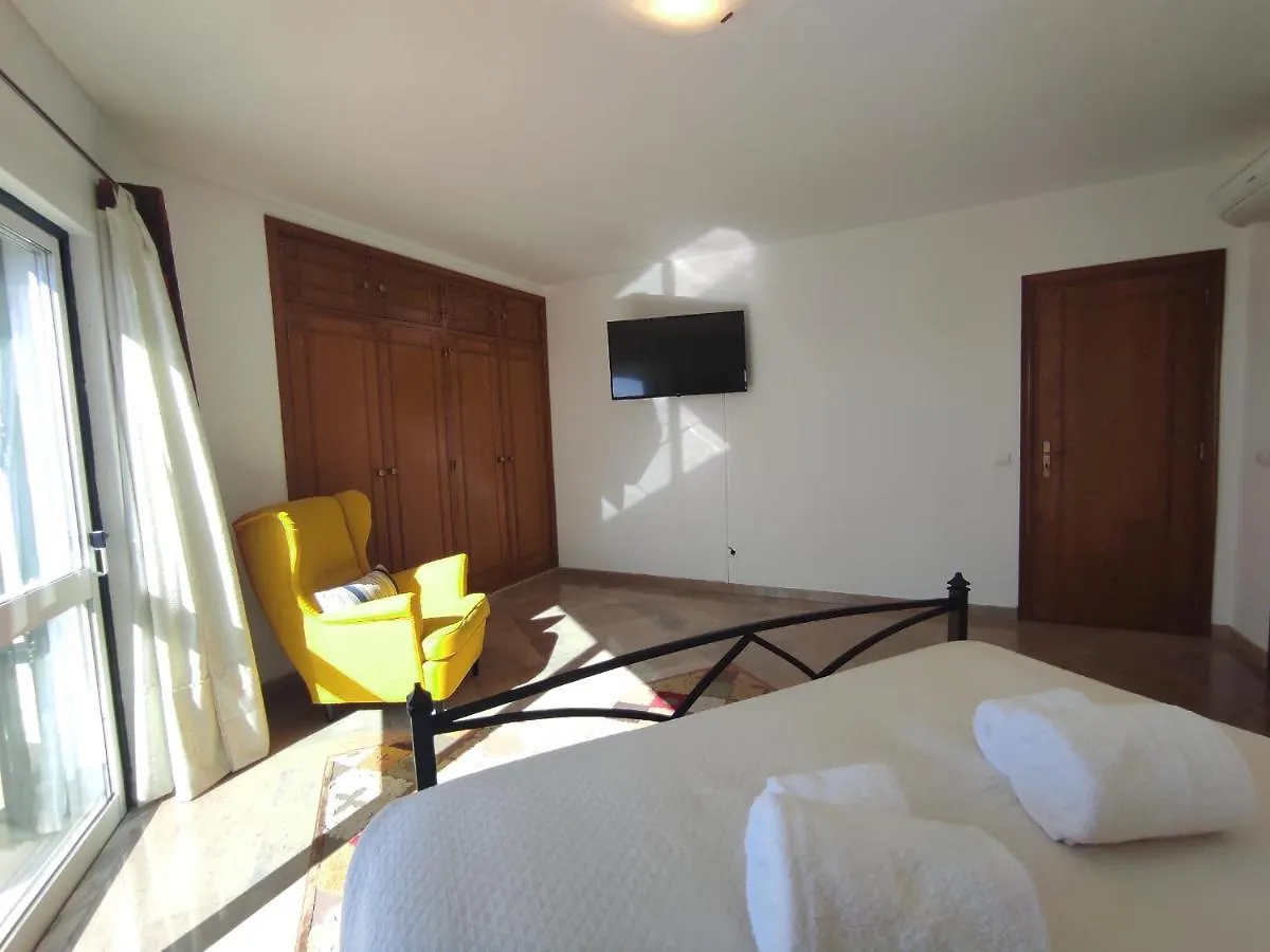 Vila Magna Near The Strip With Bbq, Ac, Balcony, Parking, 4 Tvs And Free Wifi 알부페이라