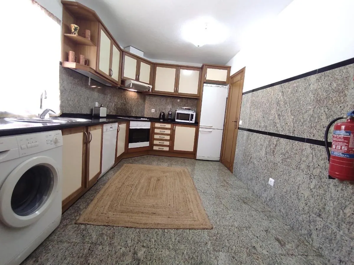 빌라 Vila Magna Near The Strip With Bbq, Ac, Balcony, Parking, 4 Tvs And Free Wifi 알부페이라